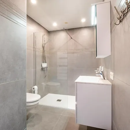 Pres De La Apartment